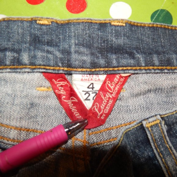 Lucky Jeans - Picture 3 of 14